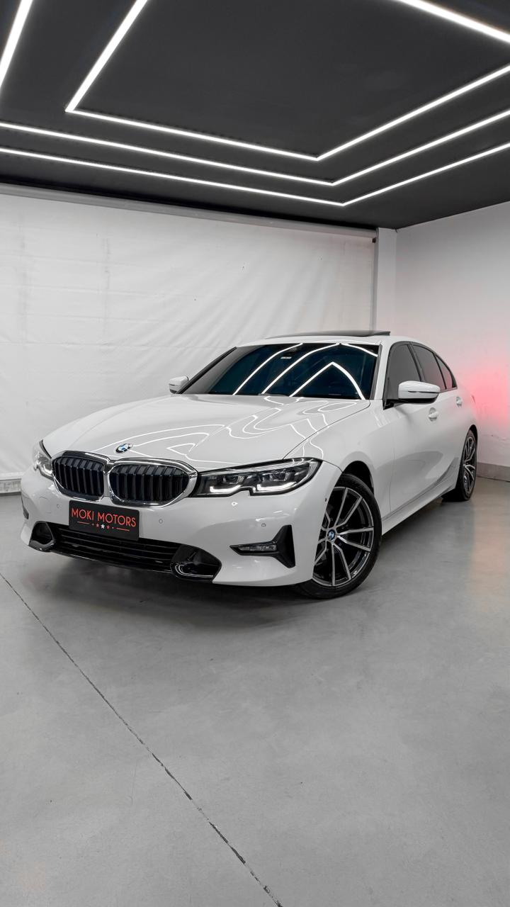 BMW 320i ACTIVE