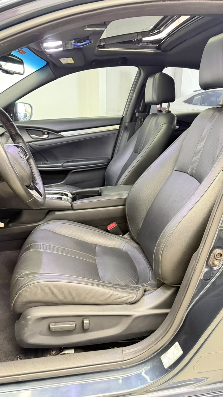 HONDA CIVIC TOURING CVT