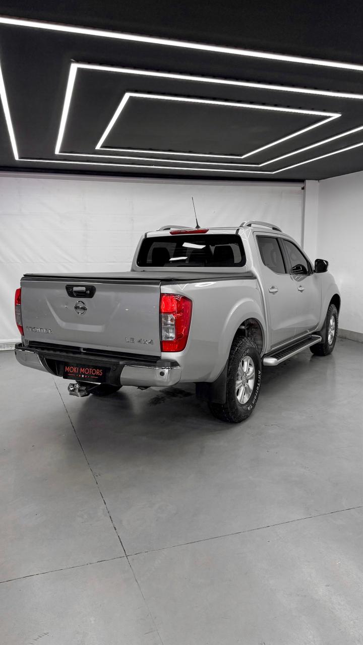 NISSAN FRONTIER LEATX4