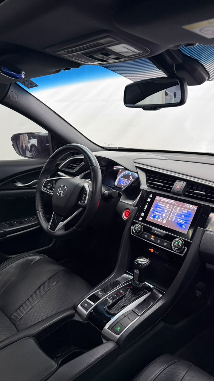 HONDA CIVIC TOURING CVT