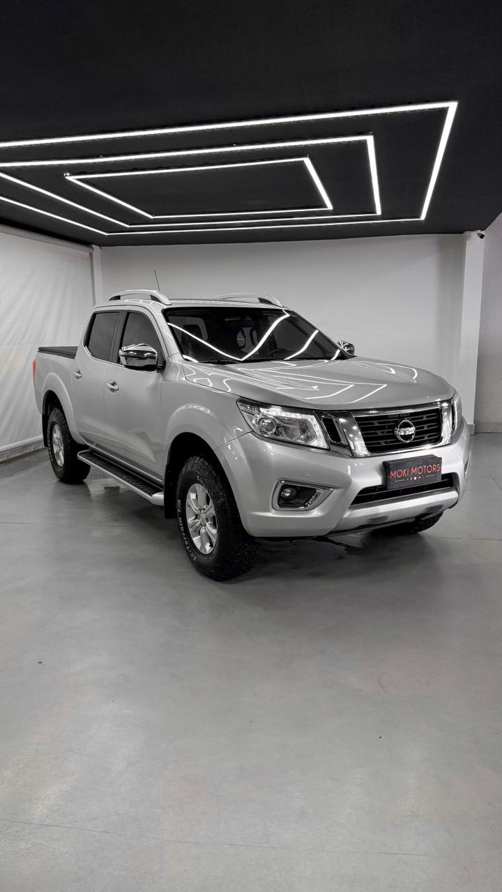NISSAN FRONTIER LEATX4