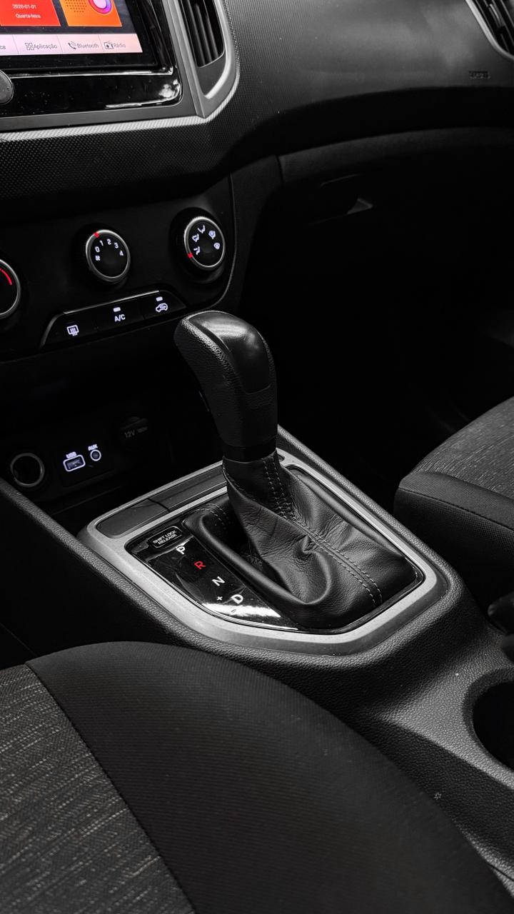 HYUNDAI CRETA ACTION