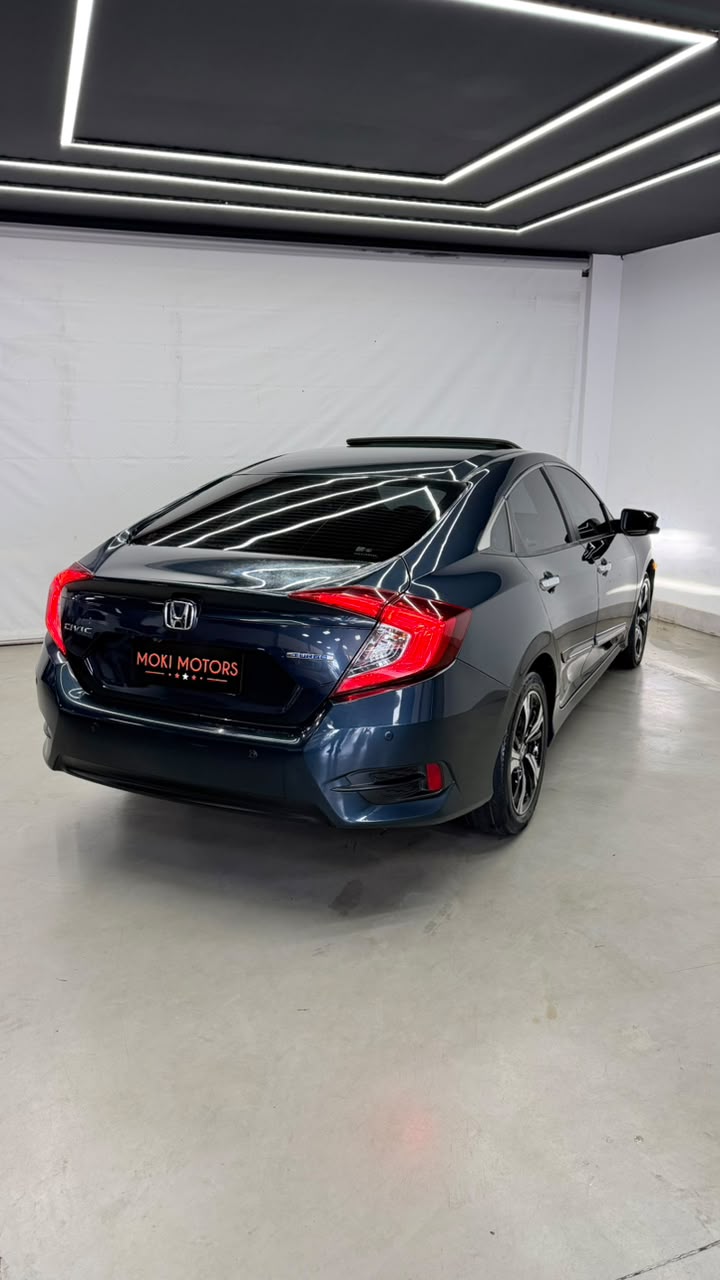 HONDA CIVIC TOURING CVT