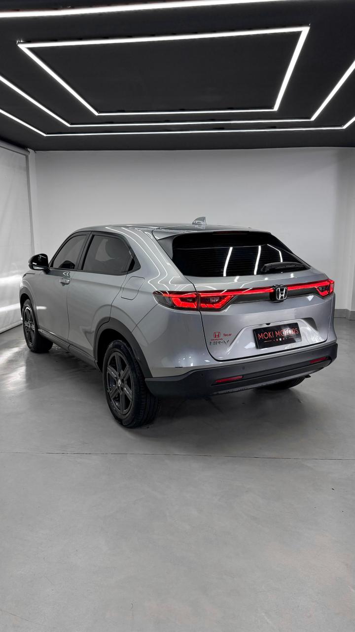 HR-V