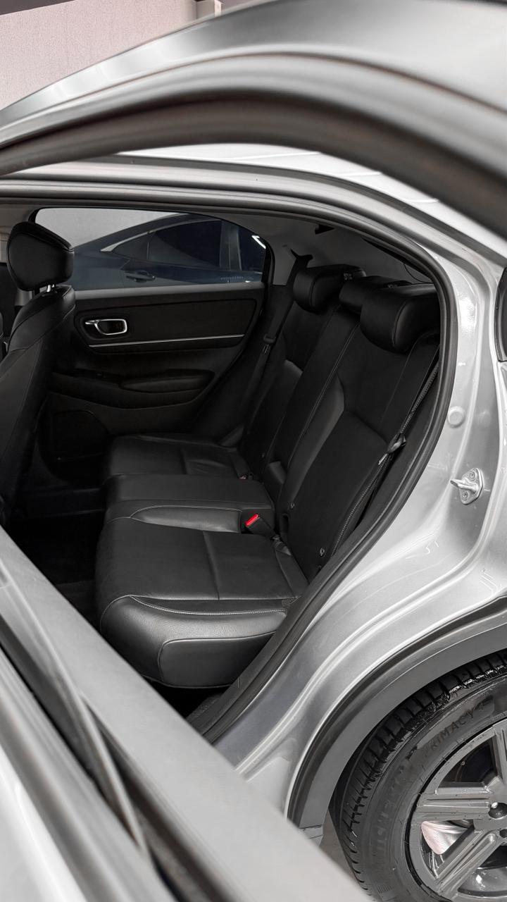 HR-V